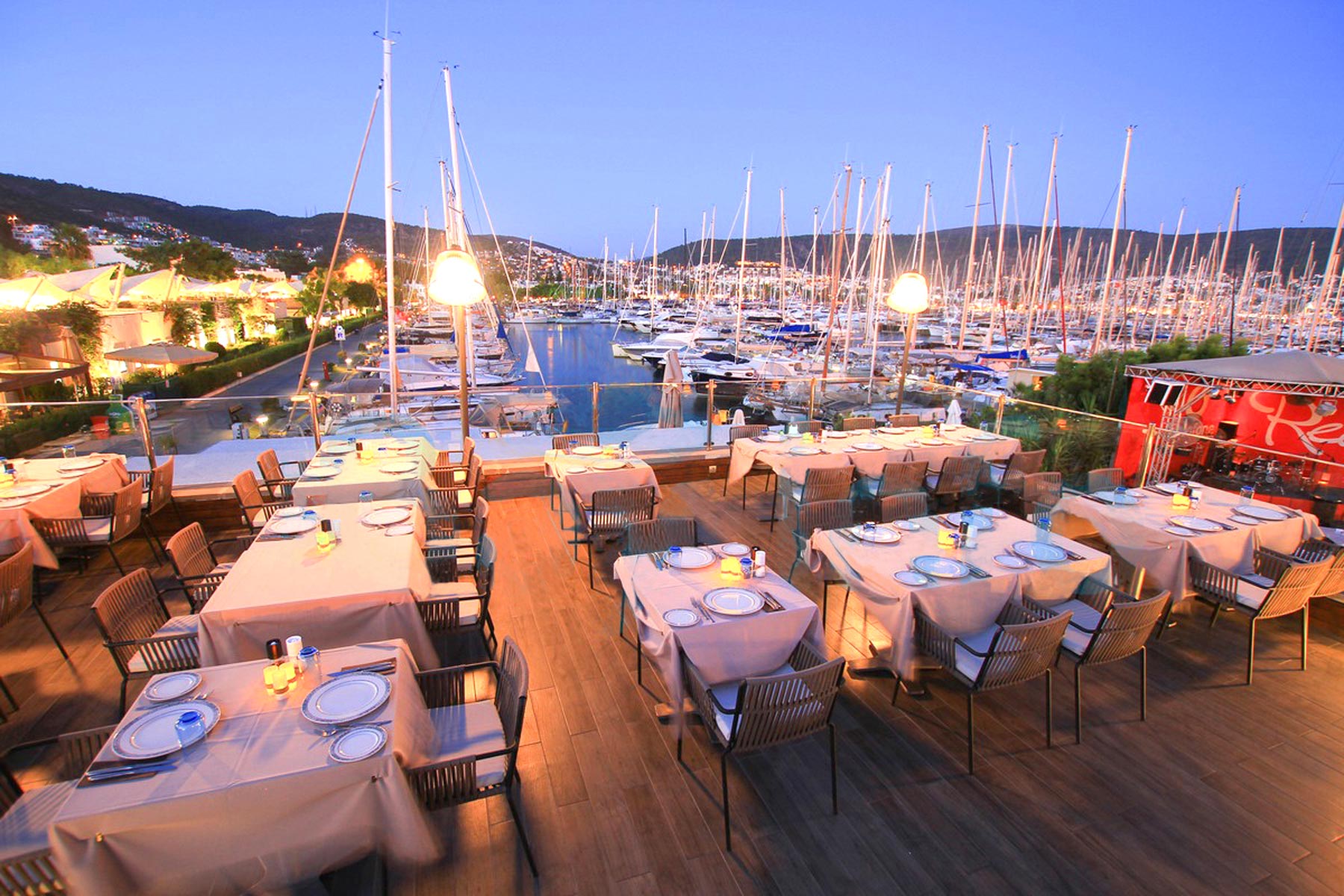 marina yacht club bodrum restaurant