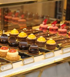 Vakko Patisserie Yalıkavak Petit Four